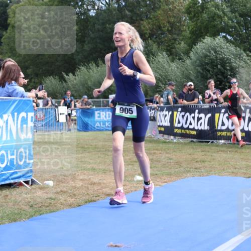 31.08.2025 - Elbe Triathlon Hamburg Strokosch-Dieckow http://msf.ph/oto/8656311 31.08.2025 12:01:00 Ziel 905, 1438, 1612 meine-sportfotos.de