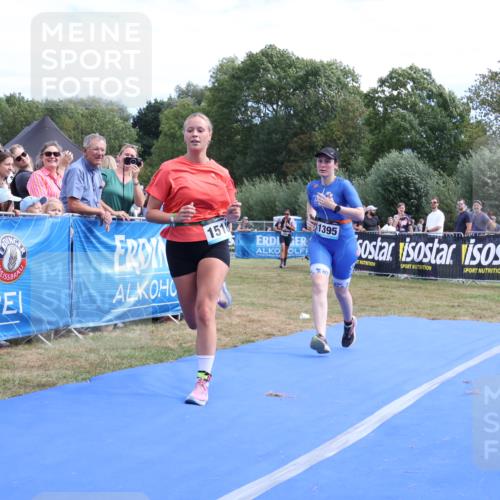 31.08.2025 - Elbe Triathlon Hamburg Strokosch-Dieckow http://msf.ph/oto/8656333 31.08.2025 12:01:13 Ziel 1395, 1409, 1516 meine-sportfotos.de