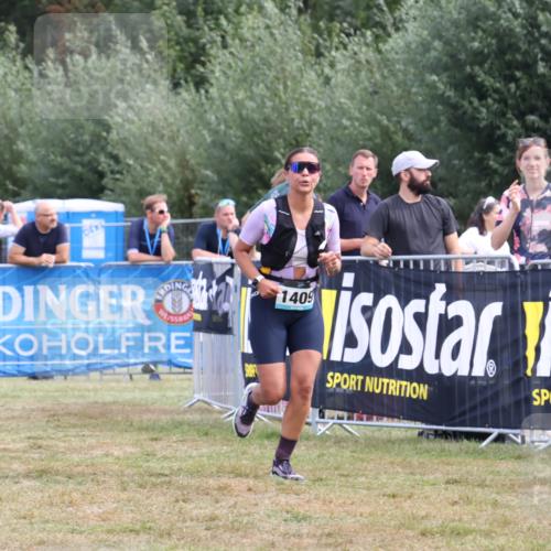 31.08.2025 - Elbe Triathlon Hamburg Strokosch-Dieckow http://msf.ph/oto/8656339 31.08.2025 12:01:17 Ziel 1395, 1409, 1516 meine-sportfotos.de