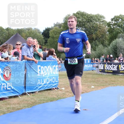 31.08.2025 - Elbe Triathlon Hamburg Strokosch-Dieckow http://msf.ph/oto/8656367 31.08.2025 12:01:46 Ziel 400, 914 meine-sportfotos.de