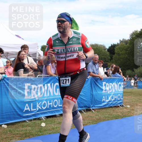31.08.2025 - Elbe Triathlon Hamburg Strokosch-Dieckow http://msf.ph/oto/8656379 31.08.2025 12:02:13 Ziel 1271 meine-sportfotos.de