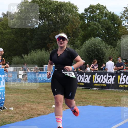 31.08.2025 - Elbe Triathlon Hamburg Strokosch-Dieckow http://msf.ph/oto/8656387 31.08.2025 12:02:42 Ziel 878, 1400 meine-sportfotos.de