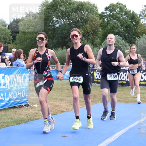 31.08.2025 - Elbe Triathlon Hamburg Strokosch-Dieckow http://msf.ph/oto/8656397 31.08.2025 12:03:01 Ziel 870, 877, 894, 1510, 1589 meine-sportfotos.de