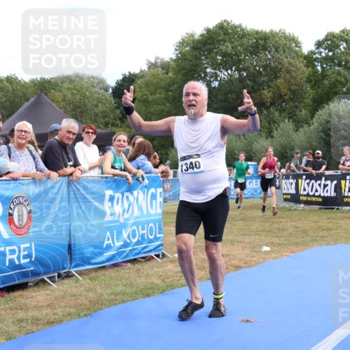 31.08.2025 - Elbe Triathlon Hamburg Strokosch-Dieckow http://msf.ph/oto/8656427 31.08.2025 12:03:18 Ziel 1340, 1475, 1590 meine-sportfotos.de