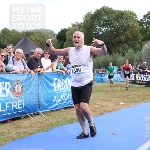 31.08.2025 - Elbe Triathlon Hamburg Strokosch-Dieckow http://msf.ph/oto/8656428 31.08.2025 12:03:18 Ziel 1340, 1475, 1590 meine-sportfotos.de