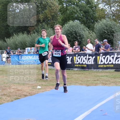 31.08.2025 - Elbe Triathlon Hamburg Strokosch-Dieckow http://msf.ph/oto/8656438 31.08.2025 12:03:21 Ziel 1340, 1475, 1590 meine-sportfotos.de