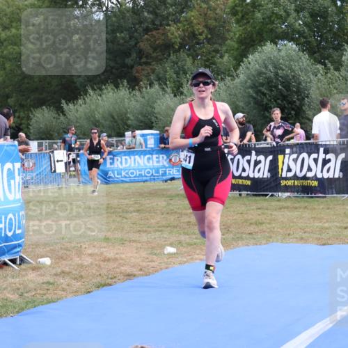 31.08.2025 - Elbe Triathlon Hamburg Strokosch-Dieckow http://msf.ph/oto/8656479 31.08.2025 12:04:06 Ziel 861, 1441, 1497, 1571 meine-sportfotos.de