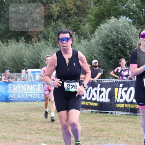 31.08.2025 - Elbe Triathlon Hamburg Strokosch-Dieckow http://msf.ph/oto/8656488 31.08.2025 12:04:16 Ziel 789, 828, 1397 meine-sportfotos.de
