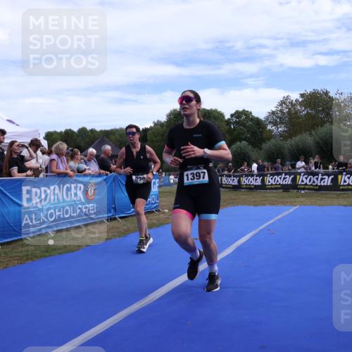 31.08.2025 - Elbe Triathlon Hamburg Strokosch-Dieckow http://msf.ph/oto/8656495 31.08.2025 12:04:18 Ziel 789, 828, 1397 meine-sportfotos.de