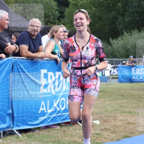 31.08.2025 - Elbe Triathlon Hamburg Strokosch-Dieckow http://msf.ph/oto/8656497 31.08.2025 12:04:19 Ziel 789, 828, 1397 meine-sportfotos.de
