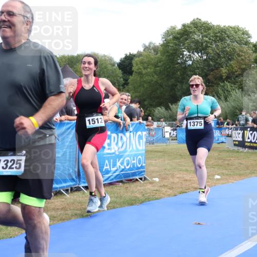 31.08.2025 - Elbe Triathlon Hamburg Strokosch-Dieckow http://msf.ph/oto/8656515 31.08.2025 12:04:45 Ziel 1325, 1375, 1512 meine-sportfotos.de