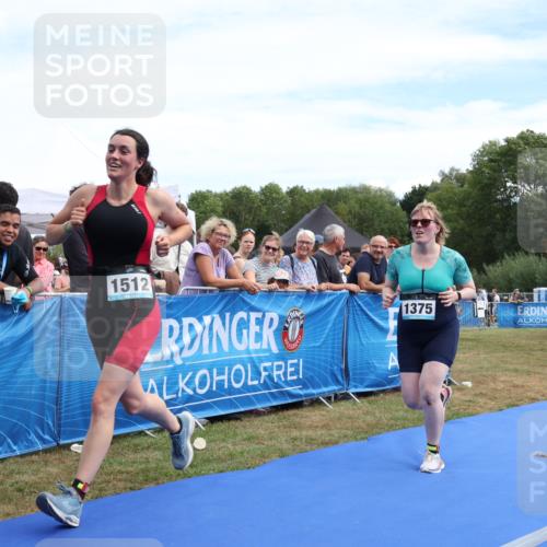 31.08.2025 - Elbe Triathlon Hamburg Strokosch-Dieckow http://msf.ph/oto/8656519 31.08.2025 12:04:46 Ziel 1325, 1375, 1512 meine-sportfotos.de