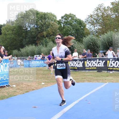 31.08.2025 - Elbe Triathlon Hamburg Strokosch-Dieckow http://msf.ph/oto/8656558 31.08.2025 12:05:33 Ziel 1527, 1545 meine-sportfotos.de
