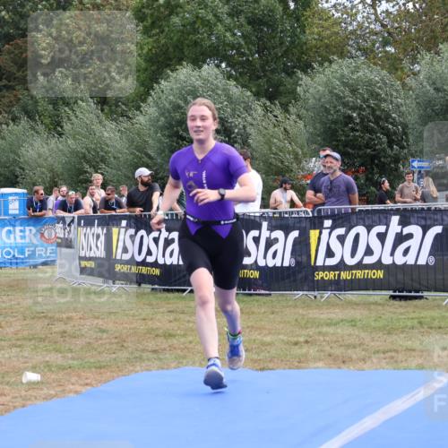 31.08.2025 - Elbe Triathlon Hamburg Strokosch-Dieckow http://msf.ph/oto/8656564 31.08.2025 12:05:35 Ziel 1527, 1545 meine-sportfotos.de