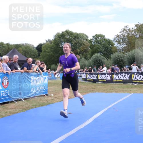 31.08.2025 - Elbe Triathlon Hamburg Strokosch-Dieckow http://msf.ph/oto/8656569 31.08.2025 12:05:36 Ziel 1527, 1545 meine-sportfotos.de