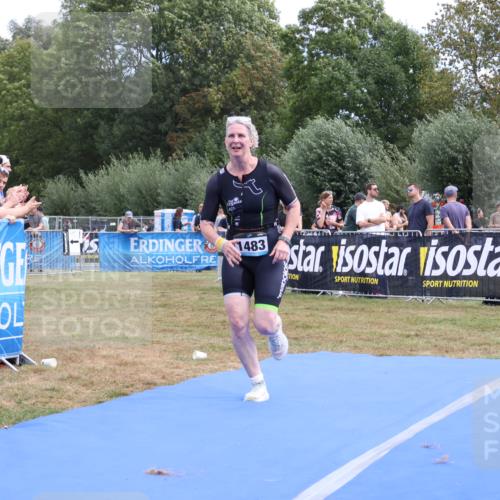 31.08.2025 - Elbe Triathlon Hamburg Strokosch-Dieckow http://msf.ph/oto/8656570 31.08.2025 12:05:47 Ziel 1483 meine-sportfotos.de