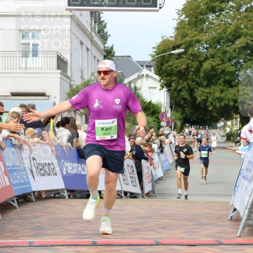31.08.2025 - 21. Blankeneser Heldenlauf Strokosch-Dieckow http://msf.ph/oto/8656571 31.08.2025 10:57:44 Ziel 3559, 3421, 3045 meine-sportfotos.de