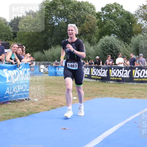 31.08.2025 - Elbe Triathlon Hamburg Strokosch-Dieckow http://msf.ph/oto/8656572 31.08.2025 12:05:48 Ziel 1483 meine-sportfotos.de