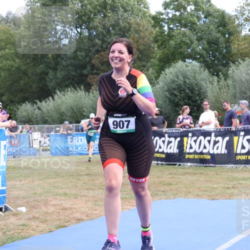 31.08.2025 - Elbe Triathlon Hamburg Strokosch-Dieckow http://msf.ph/oto/8656577 31.08.2025 12:06:05 Ziel 907, 1474, 1587 meine-sportfotos.de