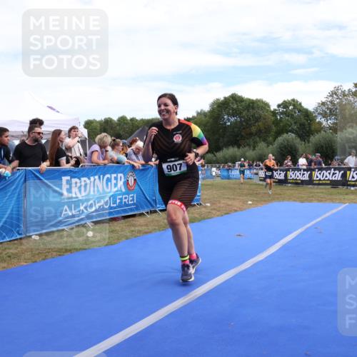 31.08.2025 - Elbe Triathlon Hamburg Strokosch-Dieckow http://msf.ph/oto/8656580 31.08.2025 12:06:06 Ziel 907, 1474, 1587 meine-sportfotos.de