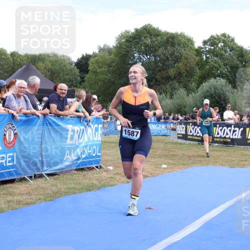 31.08.2025 - Elbe Triathlon Hamburg Strokosch-Dieckow http://msf.ph/oto/8656588 31.08.2025 12:06:10 Ziel 907, 1474, 1572, 1587 meine-sportfotos.de