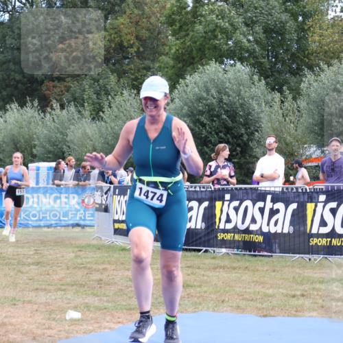 31.08.2025 - Elbe Triathlon Hamburg Strokosch-Dieckow http://msf.ph/oto/8656590 31.08.2025 12:06:12 Ziel 1474, 1572, 1587 meine-sportfotos.de