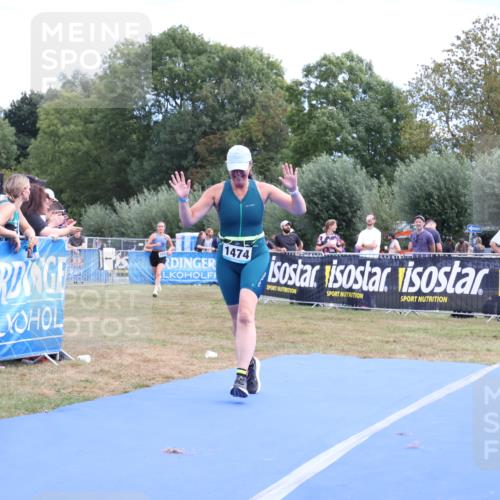 31.08.2025 - Elbe Triathlon Hamburg Strokosch-Dieckow http://msf.ph/oto/8656591 31.08.2025 12:06:12 Ziel 1474, 1572, 1587 meine-sportfotos.de
