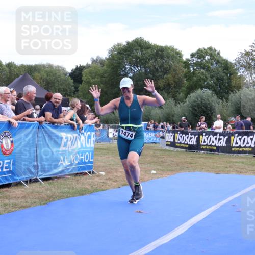 31.08.2025 - Elbe Triathlon Hamburg Strokosch-Dieckow http://msf.ph/oto/8656594 31.08.2025 12:06:13 Ziel 1474, 1572, 1587 meine-sportfotos.de