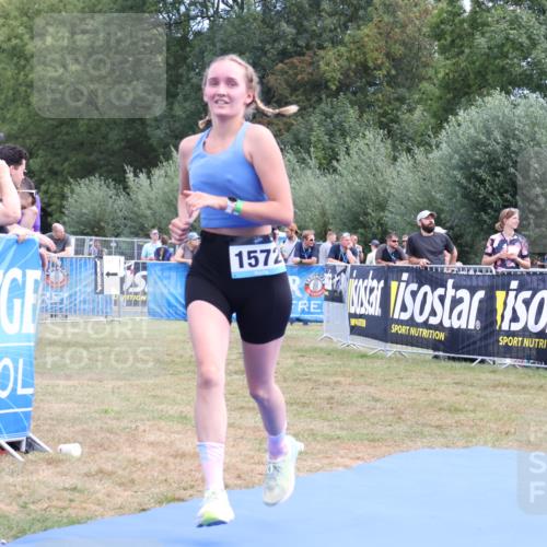 31.08.2025 - Elbe Triathlon Hamburg Strokosch-Dieckow http://msf.ph/oto/8656597 31.08.2025 12:06:18 Ziel 1474, 1572, 1593 meine-sportfotos.de