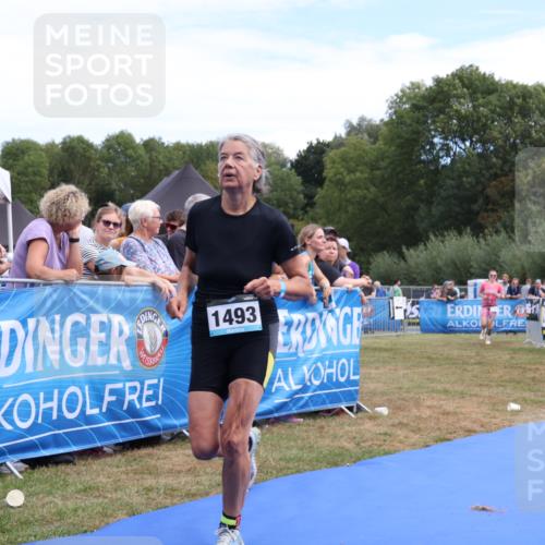 31.08.2025 - Elbe Triathlon Hamburg Strokosch-Dieckow http://msf.ph/oto/8656610 31.08.2025 12:06:31 Ziel 1493, 1593 meine-sportfotos.de