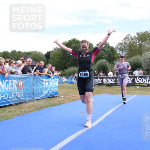 31.08.2025 - Elbe Triathlon Hamburg Strokosch-Dieckow http://msf.ph/oto/8656622 31.08.2025 12:06:53 Ziel 856, 952, 1420, 1532, 1586 meine-sportfotos.de