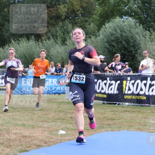 31.08.2025 - Elbe Triathlon Hamburg Strokosch-Dieckow http://msf.ph/oto/8656630 31.08.2025 12:06:56 Ziel 856, 952, 1420, 1532, 1586 meine-sportfotos.de