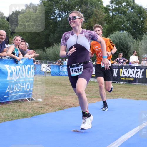 31.08.2025 - Elbe Triathlon Hamburg Strokosch-Dieckow http://msf.ph/oto/8656641 31.08.2025 12:06:59 Ziel 856, 952, 1420, 1532 meine-sportfotos.de