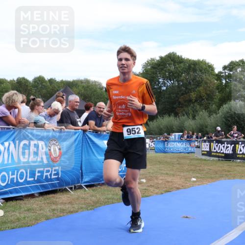 31.08.2025 - Elbe Triathlon Hamburg Strokosch-Dieckow http://msf.ph/oto/8656646 31.08.2025 12:07:01 Ziel 952, 1420, 1532 meine-sportfotos.de