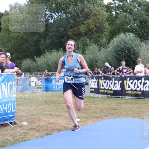 31.08.2025 - Elbe Triathlon Hamburg Strokosch-Dieckow http://msf.ph/oto/8656674 31.08.2025 12:07:21 Ziel 1362, 1521, 1549, 1595 meine-sportfotos.de