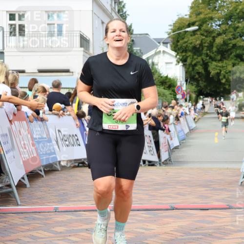 31.08.2025 - 21. Blankeneser Heldenlauf Strokosch-Dieckow http://msf.ph/oto/8656676 31.08.2025 10:57:13 Ziel 2167, 3502, 3194 meine-sportfotos.de