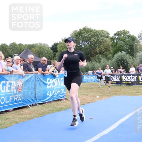 31.08.2025 - Elbe Triathlon Hamburg Strokosch-Dieckow http://msf.ph/oto/8656688 31.08.2025 12:07:56 Ziel 1341, 1457, 1552, 1567 meine-sportfotos.de