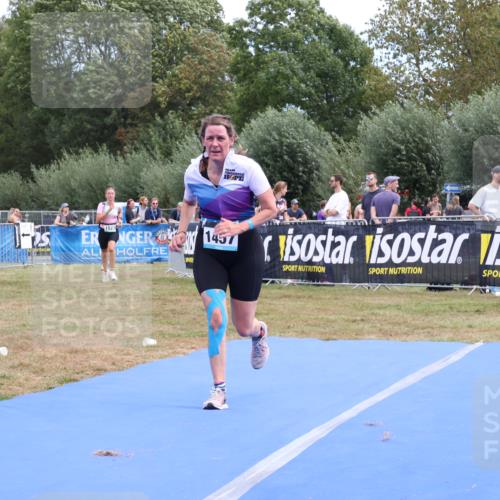 31.08.2025 - Elbe Triathlon Hamburg Strokosch-Dieckow http://msf.ph/oto/8656699 31.08.2025 12:08:01 Ziel 1356, 1457, 1523, 1552, 1567 meine-sportfotos.de