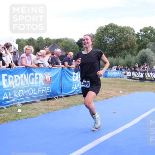 31.08.2025 - Elbe Triathlon Hamburg Strokosch-Dieckow http://msf.ph/oto/8656720 31.08.2025 12:08:09 Ziel 1356, 1523 meine-sportfotos.de