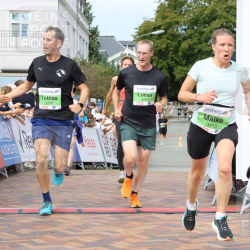 31.08.2025 - 21. Blankeneser Heldenlauf Strokosch-Dieckow http://msf.ph/oto/8656728 31.08.2025 10:57:04 Ziel 2167, 3502, 3419, 3385, 3117, 3157 meine-sportfotos.de