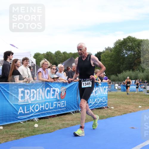 31.08.2025 - Elbe Triathlon Hamburg Strokosch-Dieckow http://msf.ph/oto/8656734 31.08.2025 12:08:29 Ziel 693, 1290, 1345, 1391 meine-sportfotos.de