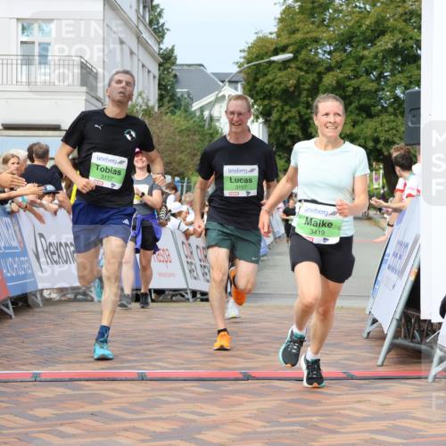 31.08.2025 - 21. Blankeneser Heldenlauf Strokosch-Dieckow http://msf.ph/oto/8656742 31.08.2025 10:57:03 Ziel 2167, 3502, 3419, 3385, 3117, 3157 meine-sportfotos.de