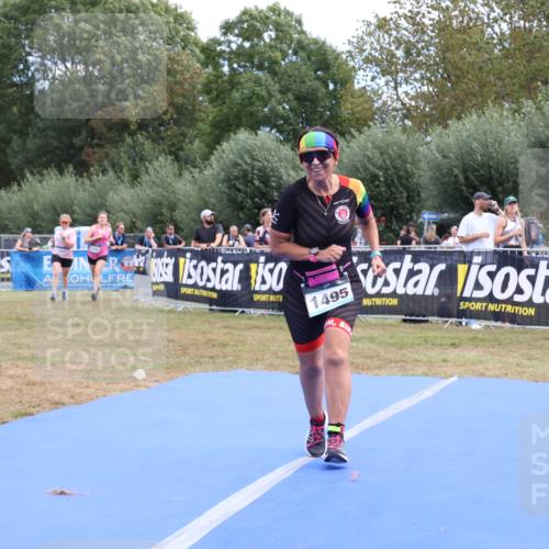 31.08.2025 - Elbe Triathlon Hamburg Strokosch-Dieckow http://msf.ph/oto/8656756 31.08.2025 12:08:57 Ziel 1495, 1542, 1564 meine-sportfotos.de
