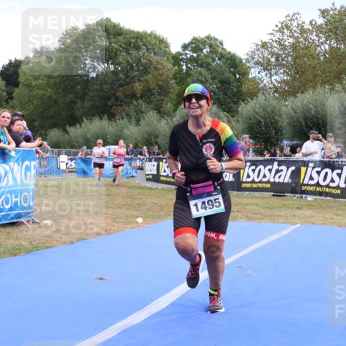 31.08.2025 - Elbe Triathlon Hamburg Strokosch-Dieckow http://msf.ph/oto/8656757 31.08.2025 12:08:58 Ziel 1477, 1495, 1542, 1564 meine-sportfotos.de