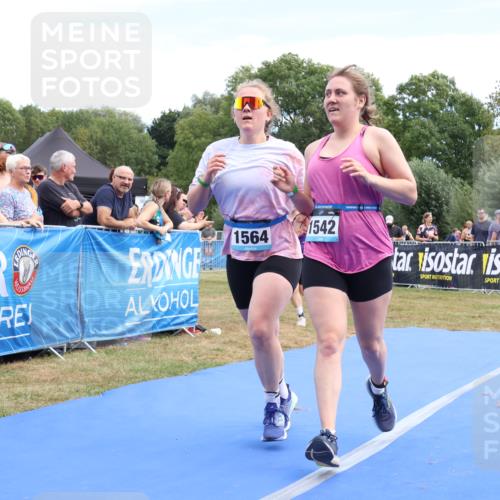 31.08.2025 - Elbe Triathlon Hamburg Strokosch-Dieckow http://msf.ph/oto/8656764 31.08.2025 12:09:06 Ziel 1477, 1542, 1564 meine-sportfotos.de