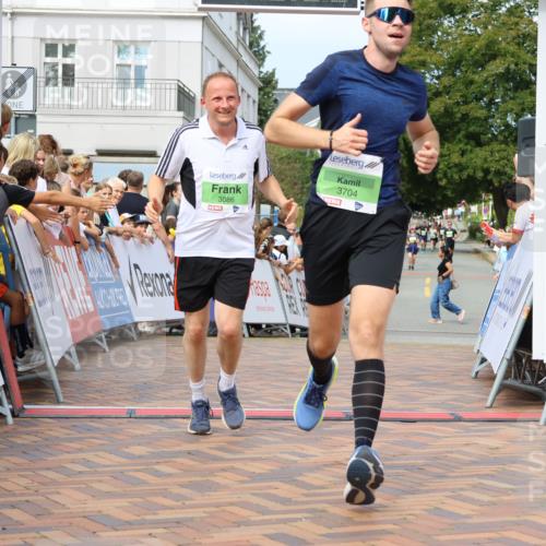 31.08.2025 - 21. Blankeneser Heldenlauf Strokosch-Dieckow http://msf.ph/oto/8656770 31.08.2025 10:56:43 Ziel 3399, 3704, 3394, 3086 meine-sportfotos.de