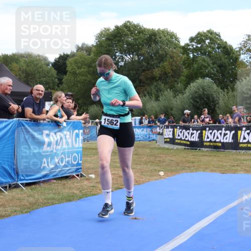 31.08.2025 - Elbe Triathlon Hamburg Strokosch-Dieckow http://msf.ph/oto/8656771 31.08.2025 12:09:18 Ziel 874, 1562 meine-sportfotos.de