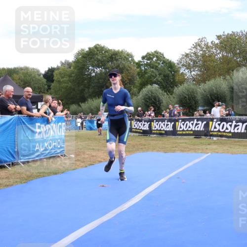 31.08.2025 - Elbe Triathlon Hamburg Strokosch-Dieckow http://msf.ph/oto/8656776 31.08.2025 12:09:26 Ziel 874, 1363, 1371 meine-sportfotos.de