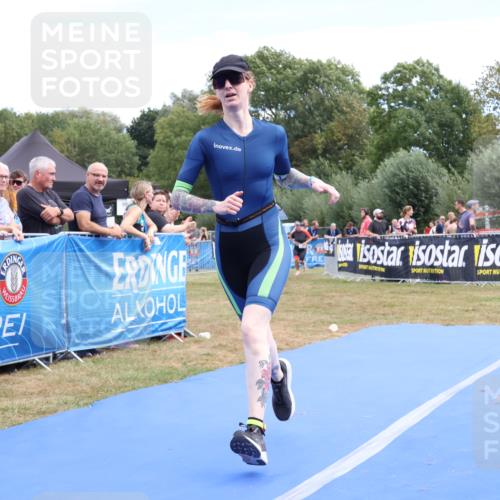 31.08.2025 - Elbe Triathlon Hamburg Strokosch-Dieckow http://msf.ph/oto/8656778 31.08.2025 12:09:27 Ziel 874, 1363, 1371 meine-sportfotos.de