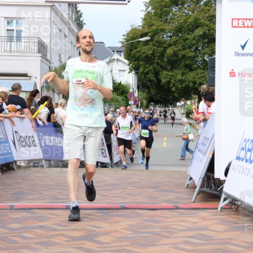 31.08.2025 - 21. Blankeneser Heldenlauf Strokosch-Dieckow http://msf.ph/oto/8656797 31.08.2025 10:56:38 Ziel 3378, 3399, 3704, 3394, 3086 meine-sportfotos.de